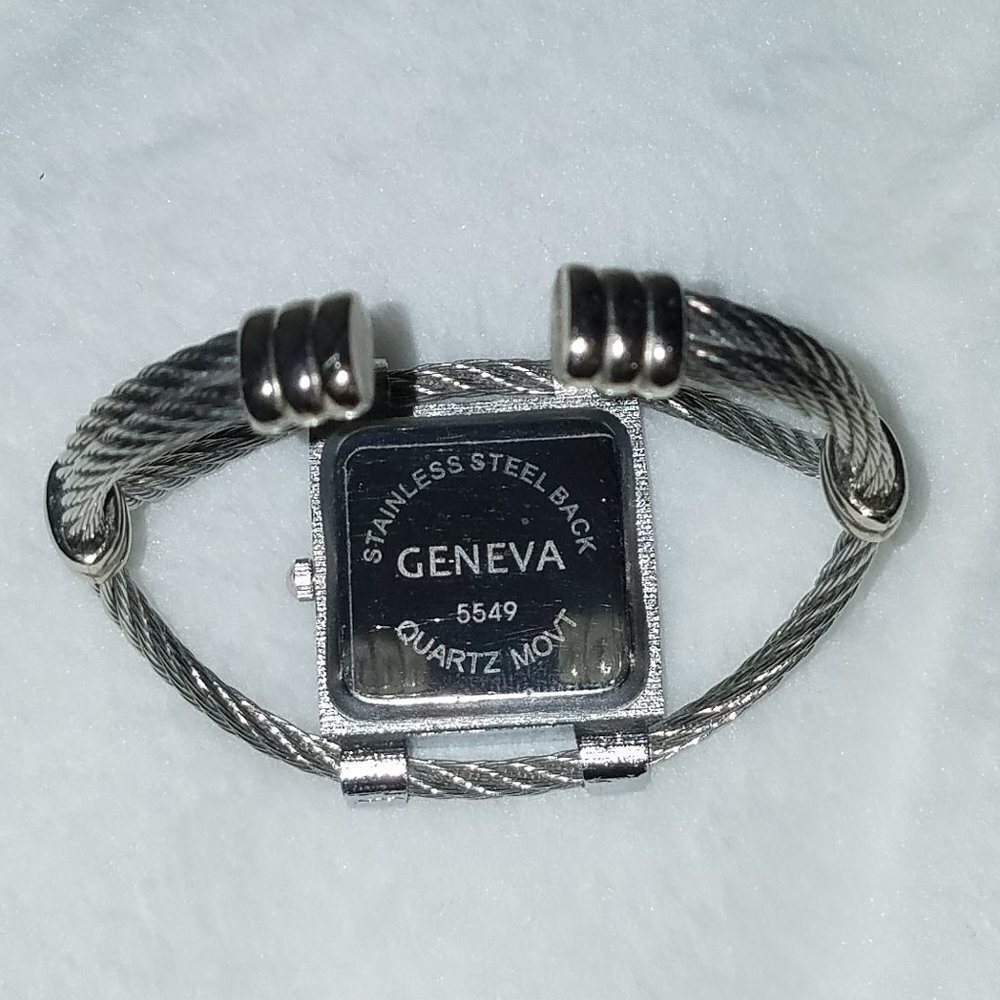 Geneva silv watch cuff w rhinestones & att battery - Picture 4 of 7